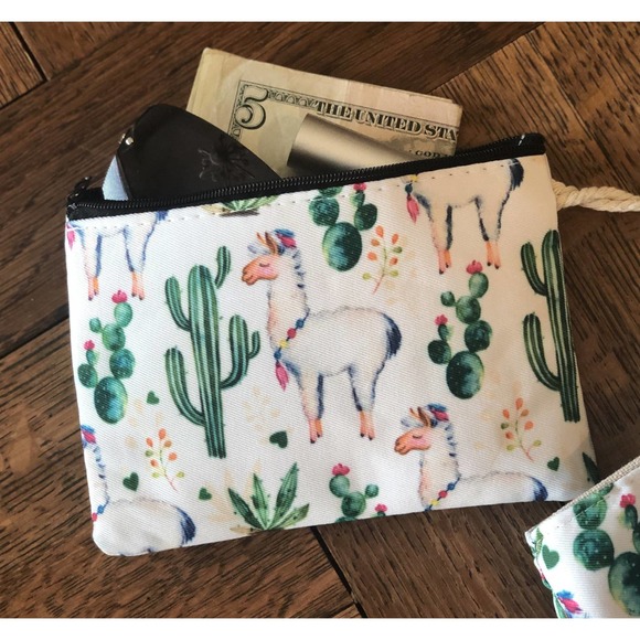 NWT!! Tote Bag with Zipper Pouch - Aqua Llama Print - Picture 3 of 4